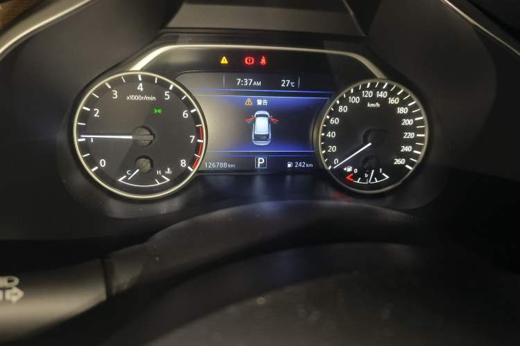 Used Nissan Murano 2015 2.5L XL Two-Wheel Drive Smart Edition Odometer Close Up