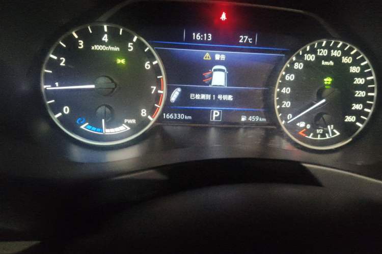 Used Nissan Murano 2015 2.5 S/C HEV XL Two-Wheel Drive Hybrid Luxury Edition Odometer Close Up