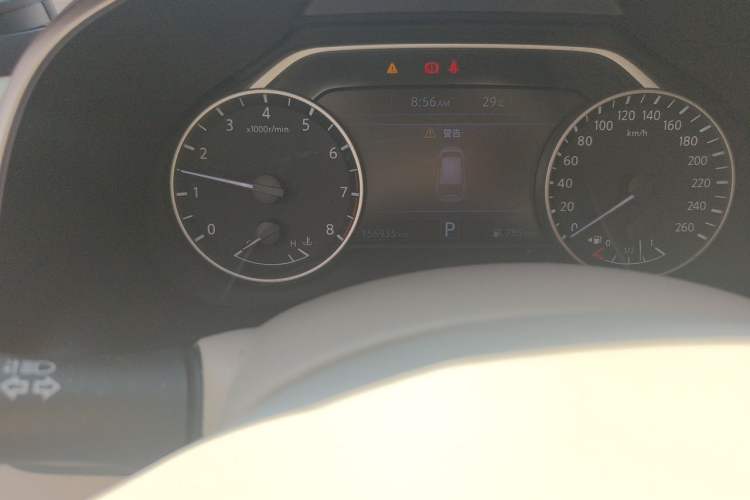 Used Nissan Murano 2015 2.5L XL Two-Wheel Drive Smart Edition Odometer Close Up