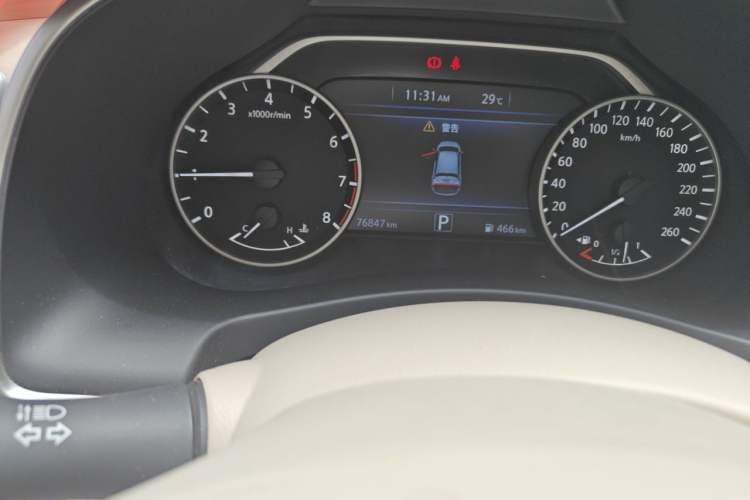 Used Nissan Murano 2015 2.5L XL Two-Wheel Drive Smart Edition Odometer Close Up