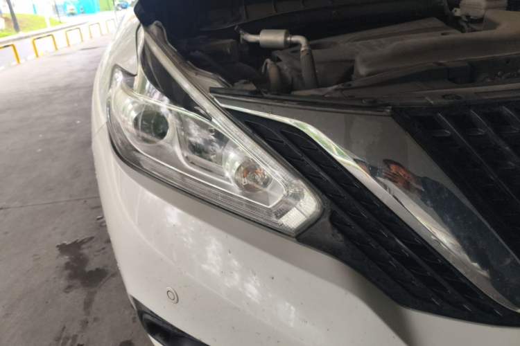 Used Nissan Murano 2015 2.5L XL Two-Wheel Drive Smart Edition Right Front Headlight