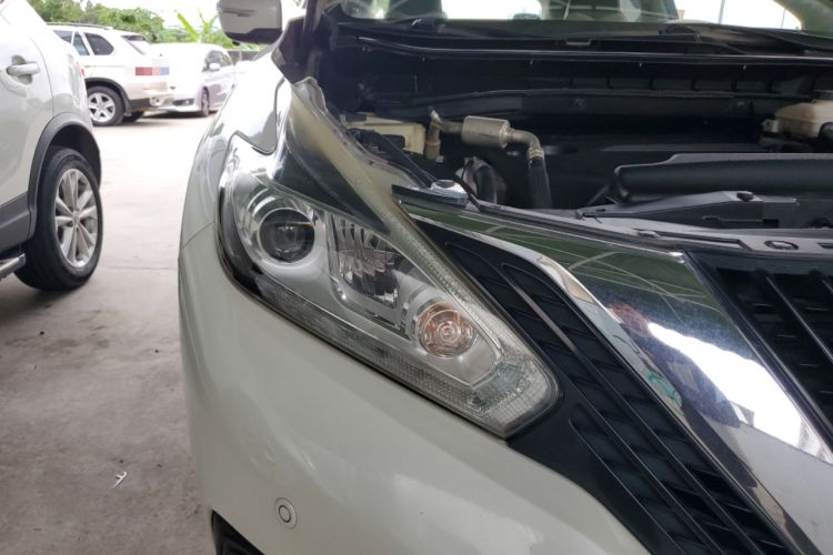 Used Nissan Murano 2015 2.5L XL Two-Wheel Drive Smart Edition Right Front Headlight