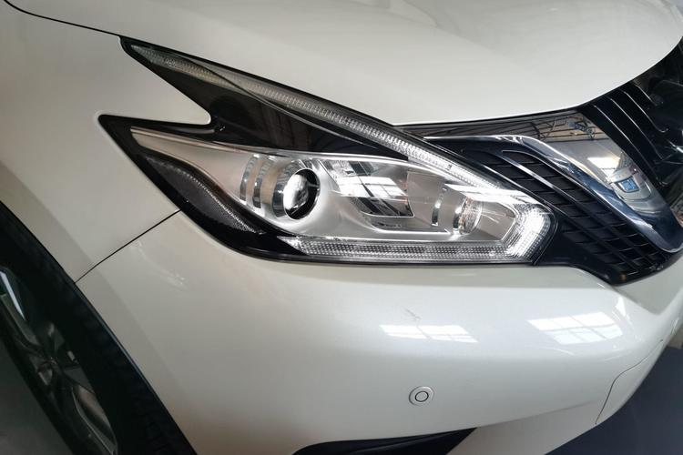 Used Nissan Murano 2015 2.5L XL Two-Wheel Drive Smart Edition Right Front Headlight
