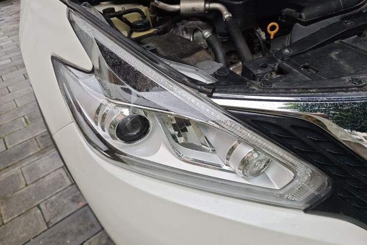 Used Nissan Murano 2015 2.5 S/C HEV XV Four-Wheel Drive Hybrid Flagship Edition Right Front Headlight