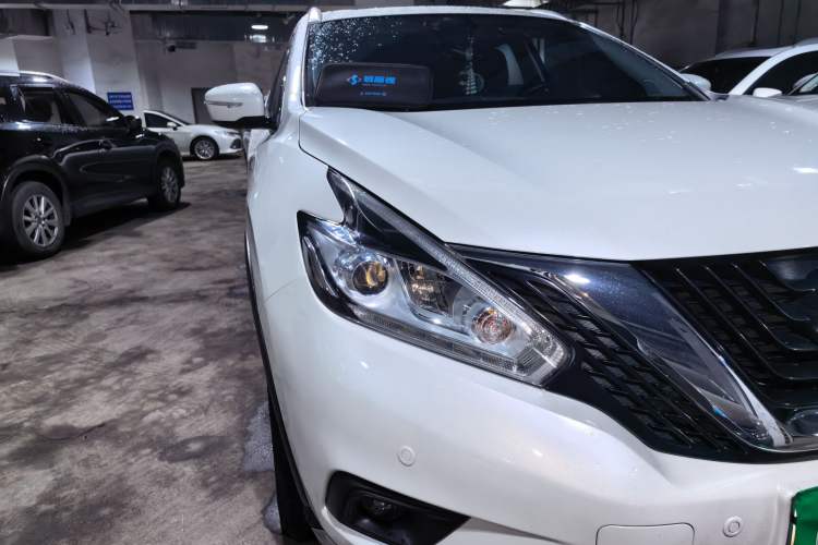 Used Nissan Murano 2015 2.5L XL Two-Wheel Drive Smart Edition Right Front Headlight