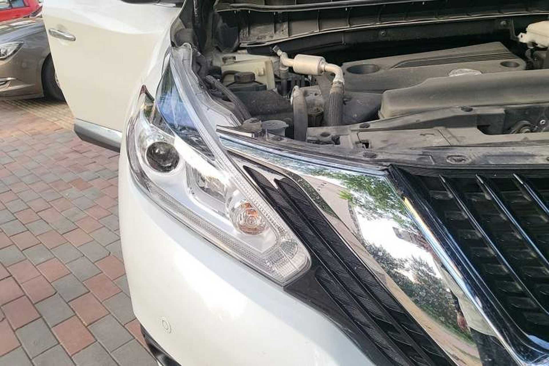 Used Nissan Murano 2015 2.5L XL Two-Wheel Drive Smart Edition Right Front Headlight