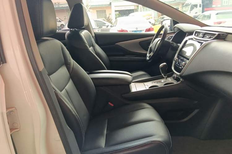 Used Nissan Murano 2015 2.5L XL Two-Wheel Drive Smart Edition Right Front Seat