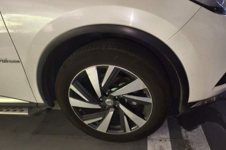 Used Nissan Murano 2015 2.5 S/C HEV XL Two-Wheel Drive Hybrid Luxury Edition Right Front Wheel Hub