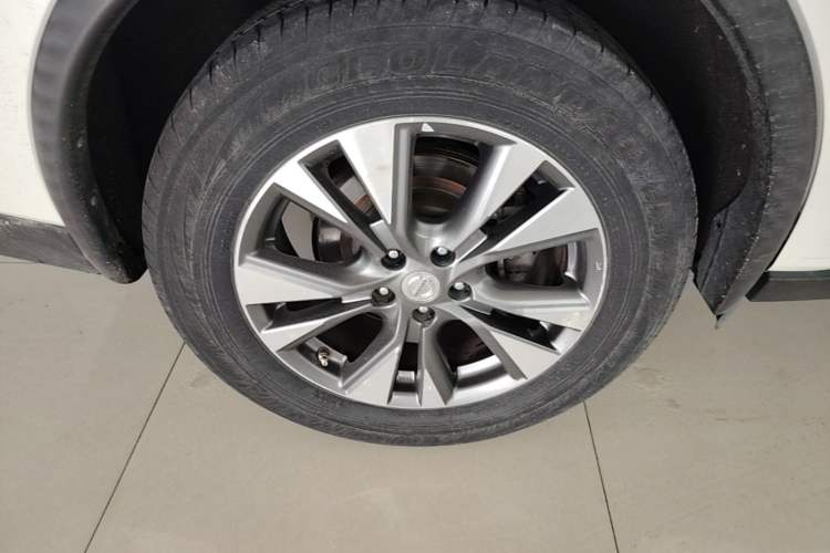 Used Nissan Murano 2015 2.5L XL Two-Wheel Drive Smart Edition Right Rear Wheel Hub