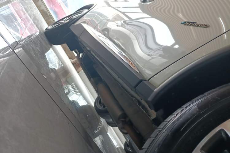 Used Nissan Murano 2015 2.5 S/C HEV XL Two-Wheel Drive Hybrid Luxury Edition Right Side Sill