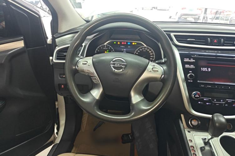 Used Nissan Murano 2015 2.5L XE Two-Wheel-Drive Elite Edition Steering Wheel