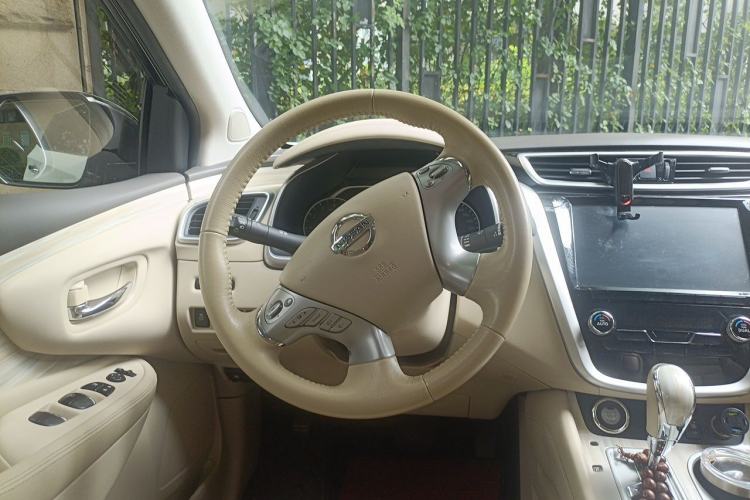 Used Nissan Murano 2015 2.5L XL Two-Wheel Drive Smart Edition Steering Wheel