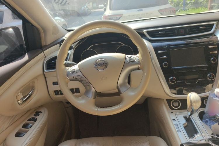 Used Nissan Murano 2015 2.5L XL Two-Wheel Drive Smart Edition Steering Wheel