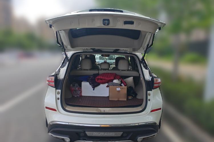 Used Nissan Murano 2015 2.5L XV RES Plus Two-Wheel-Drive Touring Edition Trunk