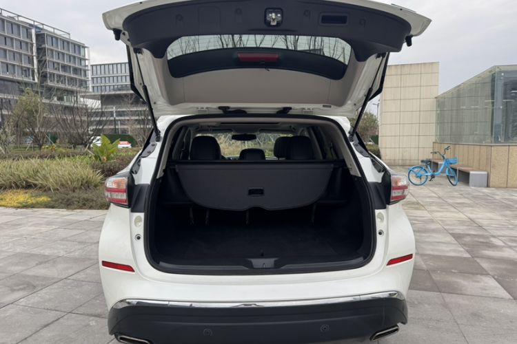 Used Nissan Murano 2015 2.5L XL Two-Wheel Drive Smart Edition Trunk