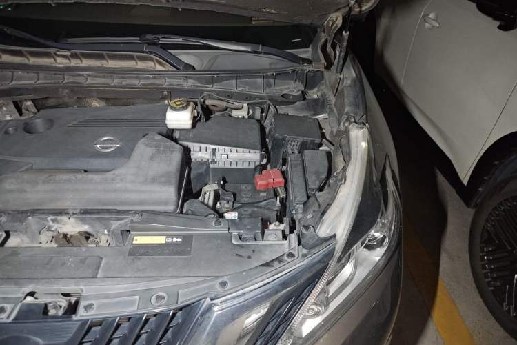 Used Nissan Murano 2015 2.5L XL NAVI Plus Two-Wheel Drive Smart Edition Engine Bay Left