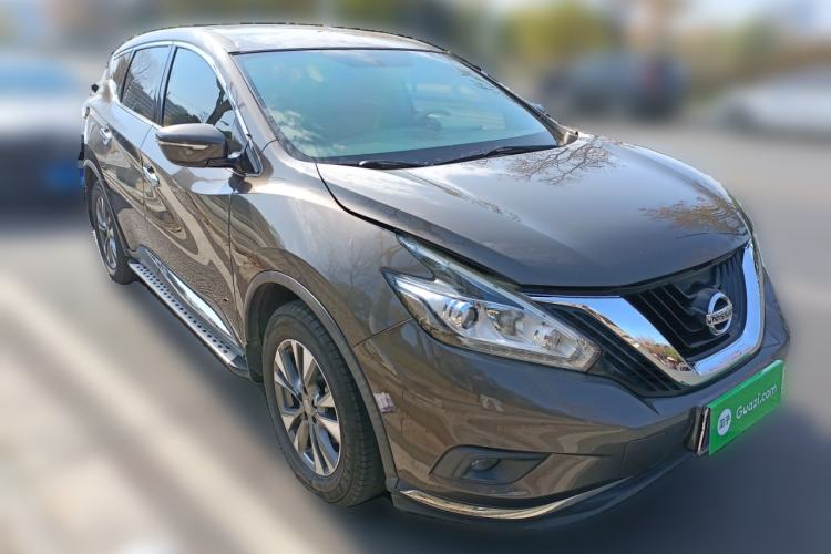 Used Nissan Murano 2015 2.5L XE Two-Wheel-Drive Elite Edition Front Right 45 Deg