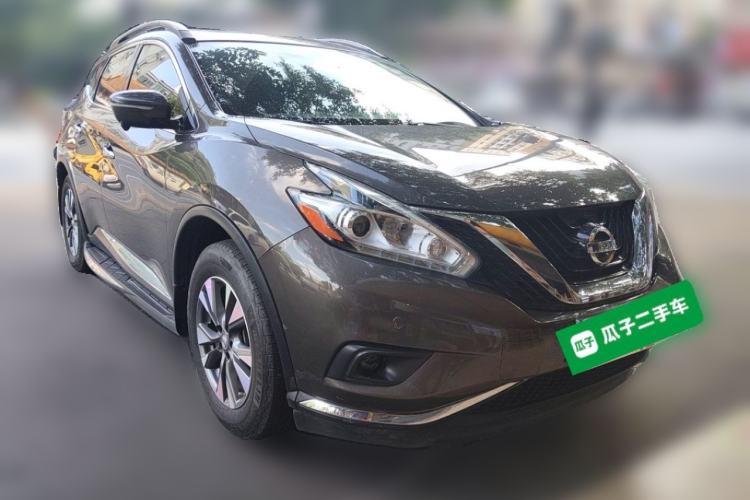 Used Nissan Murano 2015 2.5L XL Two-Wheel Drive Smart Edition Front Right 45 Deg
