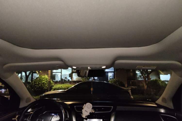 Used Nissan Murano 2015 2.5L XL Two-Wheel Drive Smart Edition Headliner
