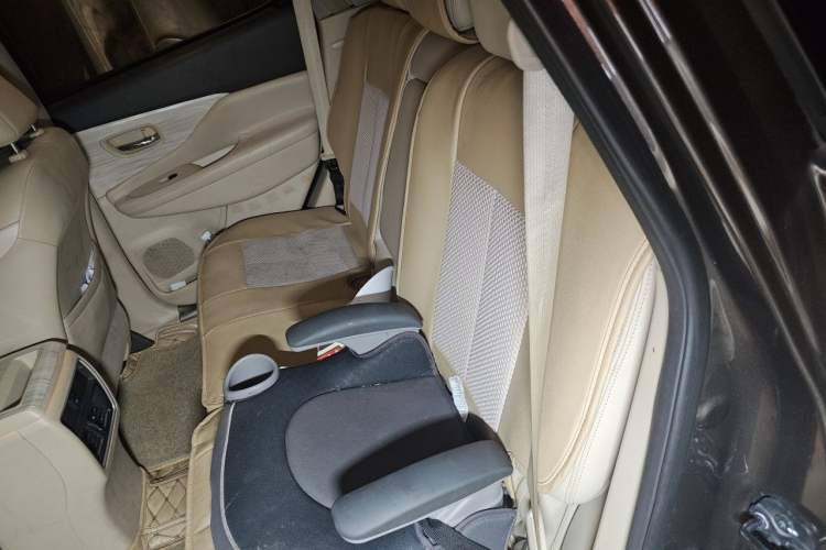 Used Nissan Murano 2015 2.5L XL NAVI Plus Two-Wheel Drive Smart Edition Left Rear Seat