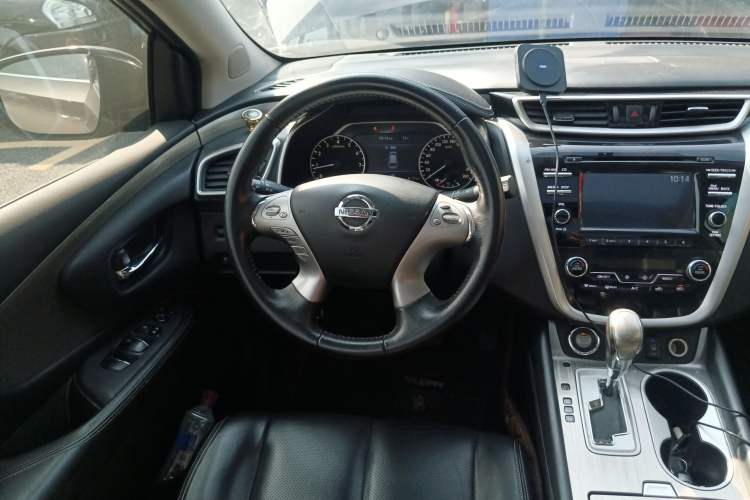 Used Nissan Murano 2015 2.5L XL Two-Wheel Drive Smart Edition Steering Wheel