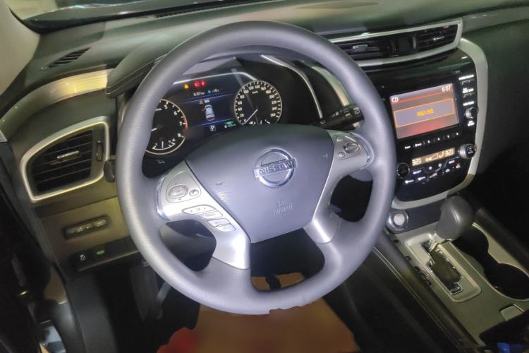 Used Nissan Murano 2015 2.5L XE Two-Wheel-Drive Elite Edition Steering Wheel