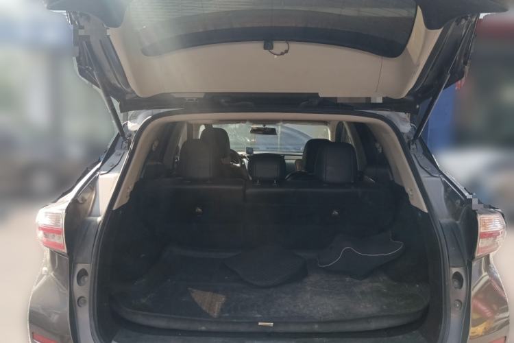 Used Nissan Murano 2015 2.5L XL Two-Wheel Drive Smart Edition Trunk
