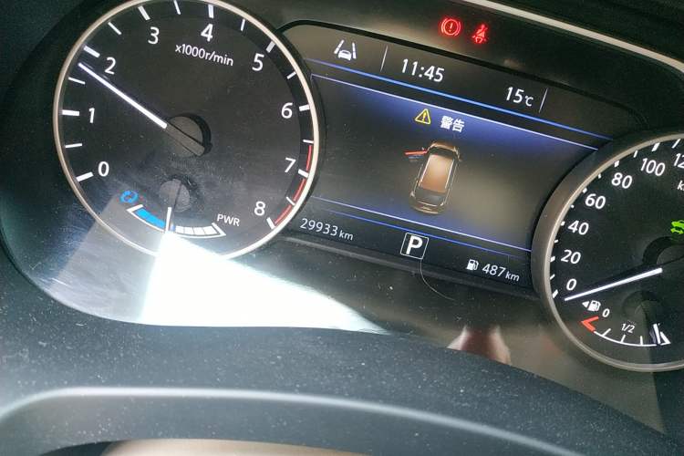 Used Nissan Murano 2016 2.5 S/C HEV XL Four-Wheel Drive Hybrid Prestige Edition Odometer Close Up