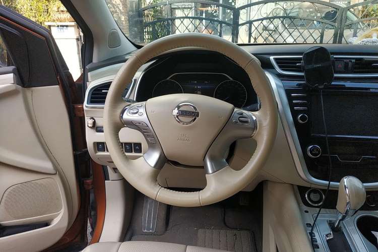 Used Nissan Murano 2016 2.5 S/C HEV XL Four-Wheel Drive Hybrid Prestige Edition Steering Wheel
