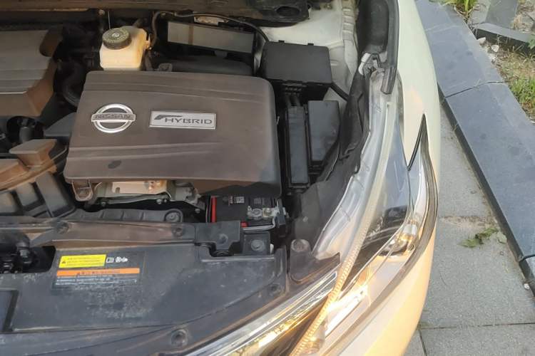 Used Nissan Murano 2016 2.5 S/C HEV XL Four-Wheel Drive Hybrid Prestige Edition Engine Bay Left