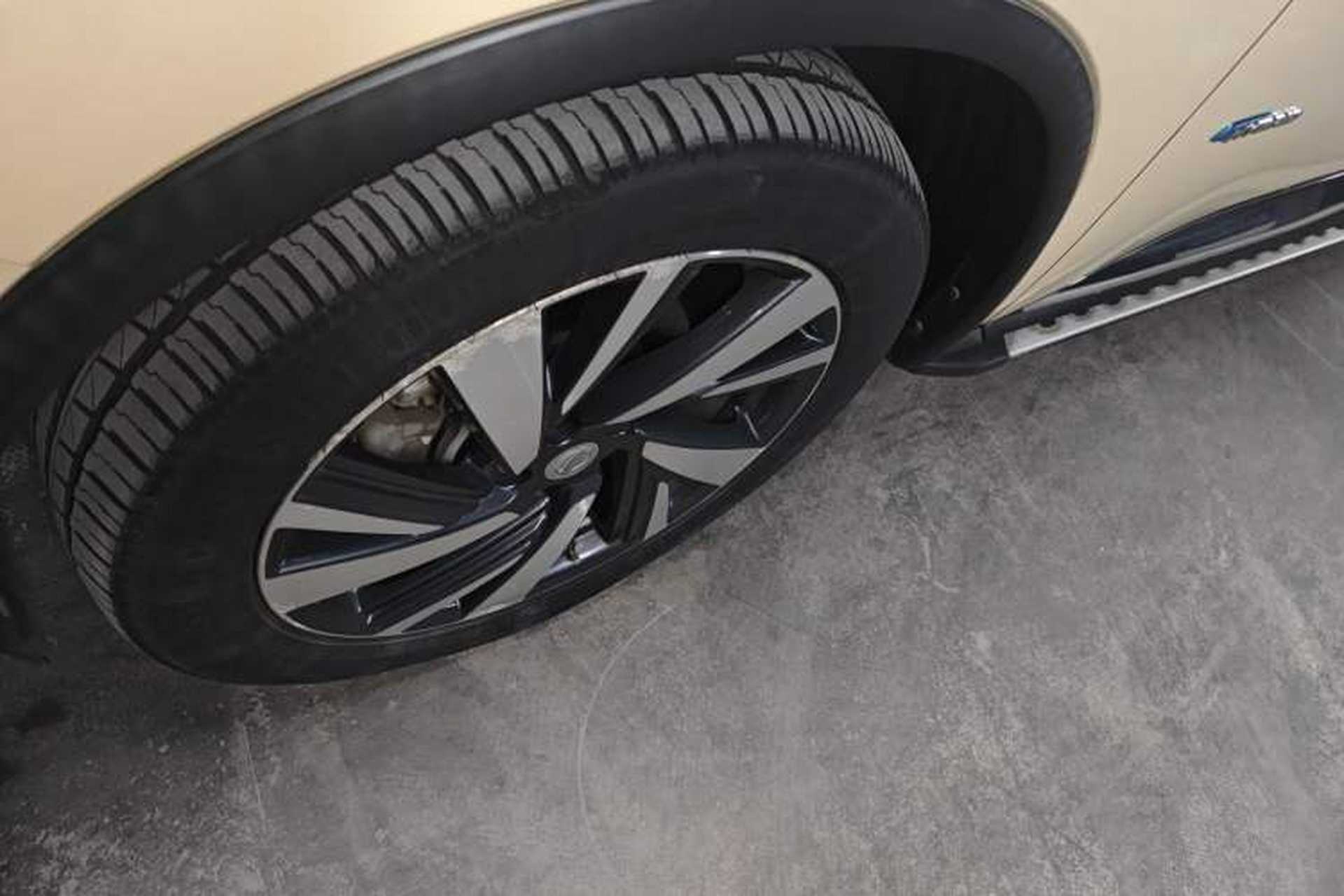Used Nissan Murano 2016 2.5 S/C HEV XL Four-Wheel Drive Hybrid Prestige Edition Left Front Wheel Hub