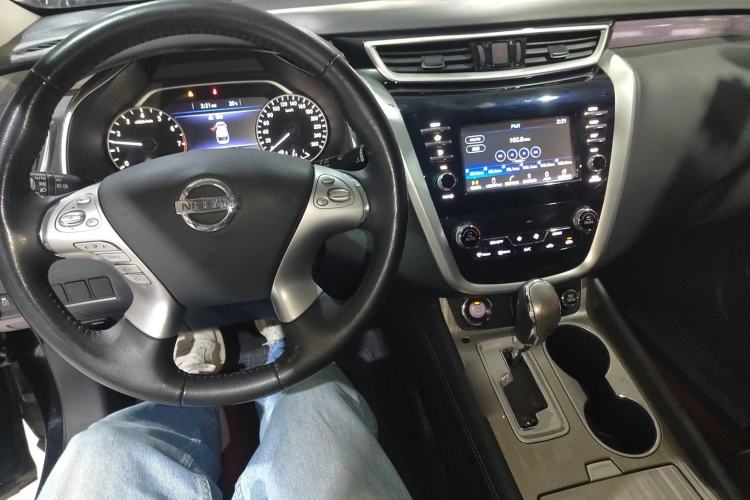 Used Nissan Murano 2017 2.5L XL Two-Wheel Drive Smart Edition Center Console