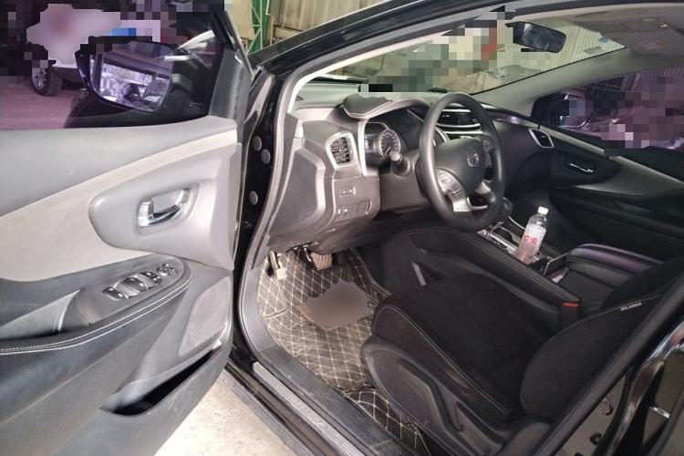 Used Nissan Murano 2017 2.5L XE Two-Wheel Drive Elite Edition Driver Seat