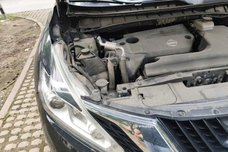 Used Nissan Murano 2017 2.5L XL Two-Wheel Drive Smart Edition Engine Bay Right