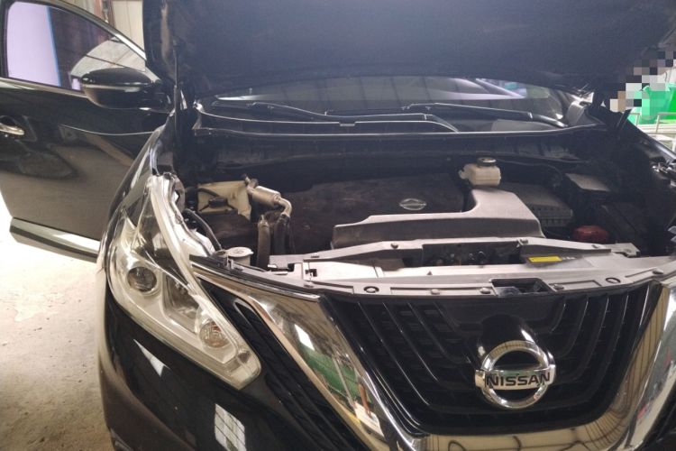 Used Nissan Murano 2017 2.5L XE Two-Wheel Drive Elite Edition Engine Bay Right