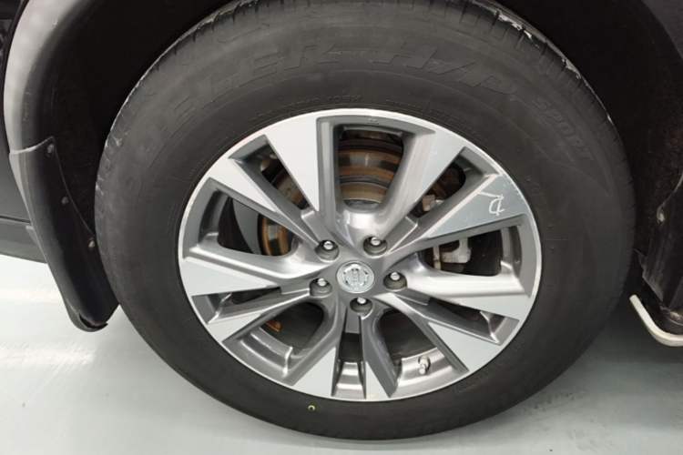Used Nissan Murano 2017 2.5L XL Two-Wheel Drive Smart Edition Exterior 5