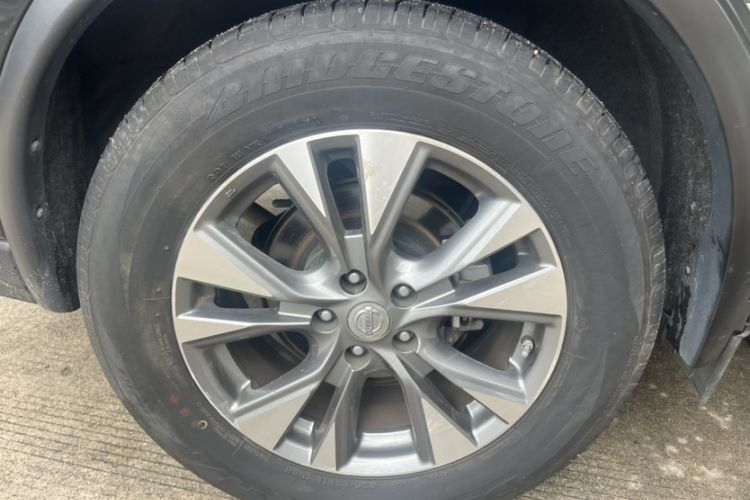 Used Nissan Murano 2017 2.5L XL Two-Wheel Drive Smart Edition Exterior 8