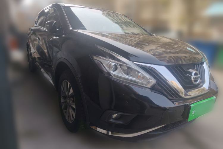 Used Nissan Murano 2017 2.5L XL Two-Wheel Drive Smart Edition Front Right 45 Deg
