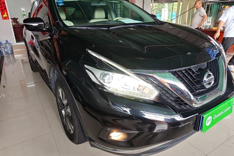 Used Nissan Murano 2017 2.5L XL Two-Wheel Drive Smart Edition Front Right 45 Deg