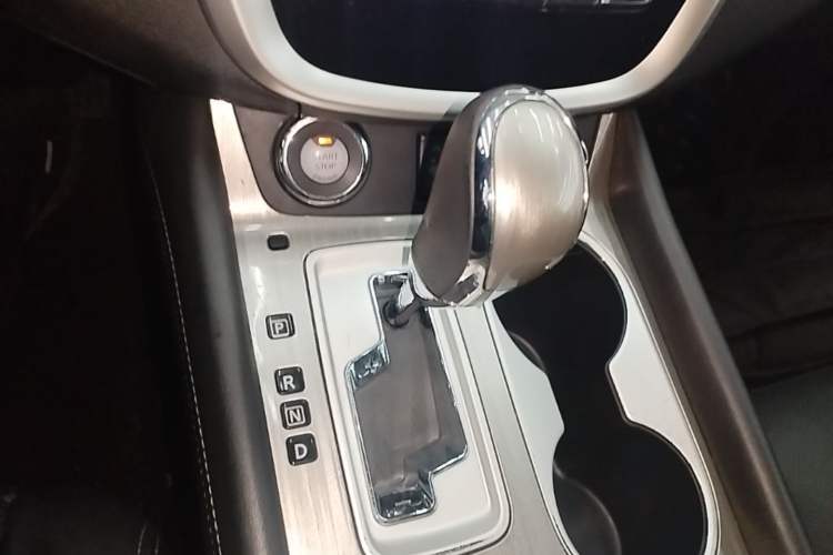 Used Nissan Murano 2017 2.5L XL Two-Wheel Drive Smart Edition Gear Lever