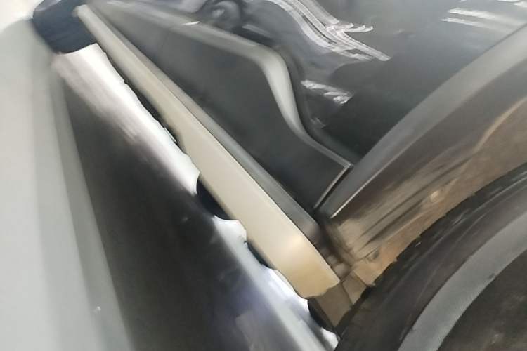 Used Nissan Murano 2017 2.5L XL Two-Wheel Drive Smart Edition Left Side Sill