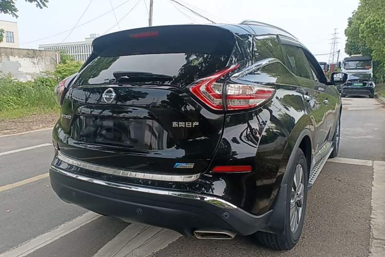Used Nissan Murano 2017 2.5L XL Two-Wheel Drive Smart Edition Rear Right 45 Deg