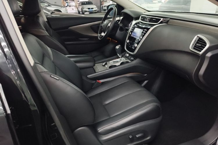 Used Nissan Murano 2017 2.5L XL Two-Wheel Drive Smart Edition Right Front Seat