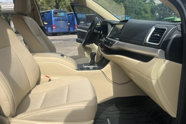 Used Nissan Murano 2017 2.5L XL Two-Wheel Drive Smart Edition Right Front Seat