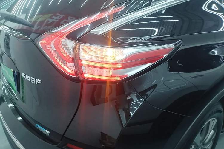 Used Nissan Murano 2017 2.5L XL Two-Wheel Drive Smart Edition Right Rear Taillight