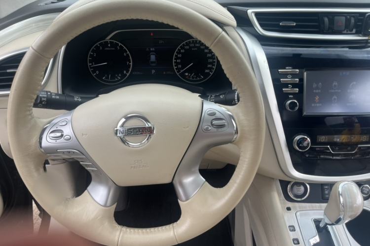 Used Nissan Murano 2017 2.5L XL Two-Wheel Drive Smart Edition Steering Wheel