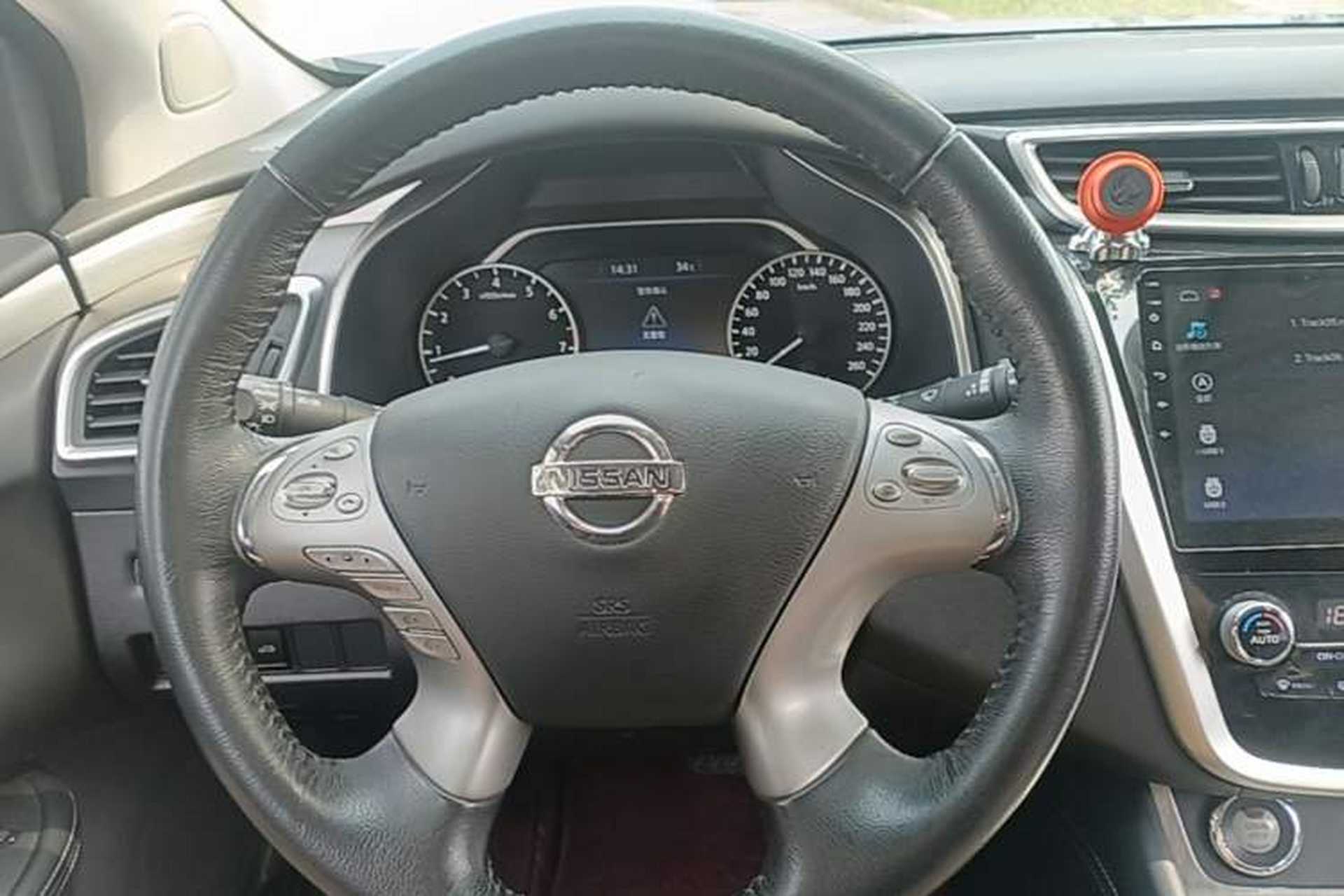 Used Nissan Murano 2017 2.5L XL Two-Wheel Drive Smart Edition Steering Wheel