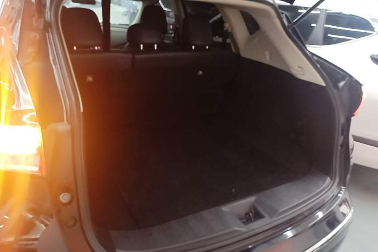 Used Nissan Murano 2017 2.5L XL Two-Wheel Drive Smart Edition Trunk