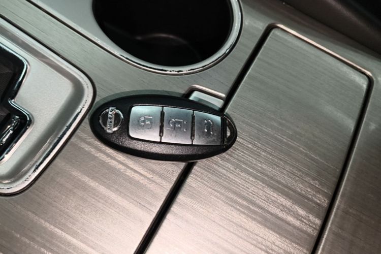 Used Nissan Murano 2017 2.5L XL Two-Wheel Drive Smart Edition Vehicle Key