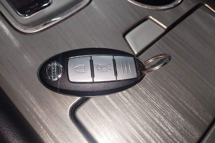 Used Nissan Murano 2017 2.5L XL Two-Wheel Drive Smart Edition Vehicle Key